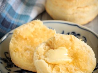 These homemade cream biscuits use only 4 ingredients, take just minutes to mix up, and result in wonderfully flaky homemade biscuits you will love! The perfect easy side dish for any meal, or even for breakfast warmed up with some jam!