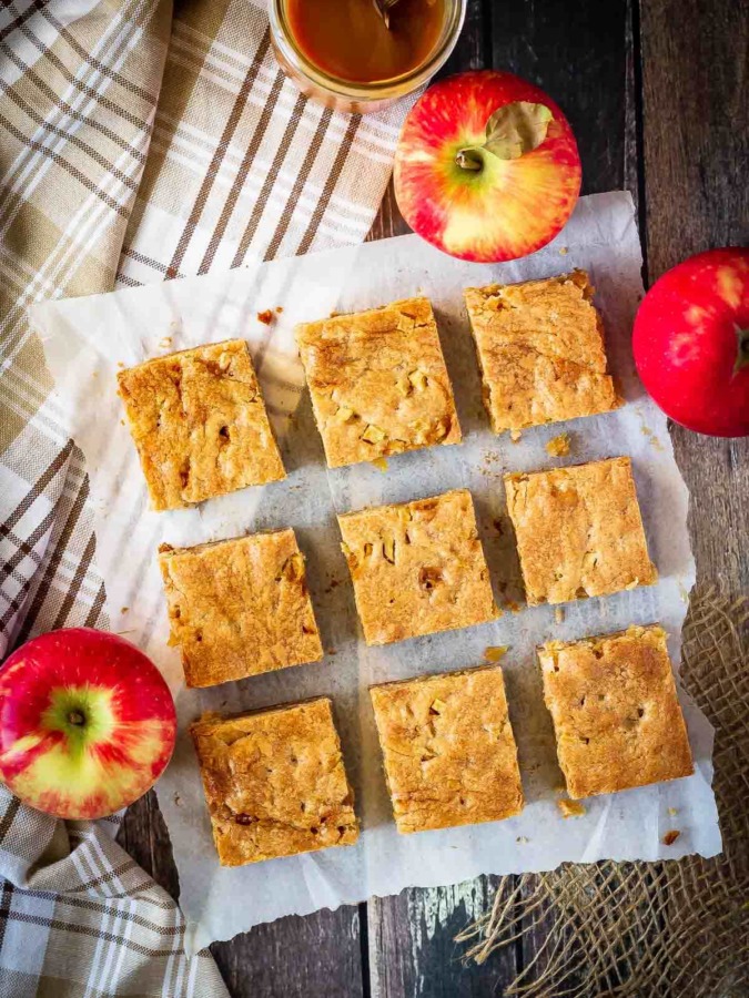 Caramel Apple Blondies