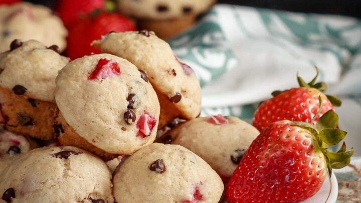 Mini Strawberry Chocolate Chip Muffins Recipe