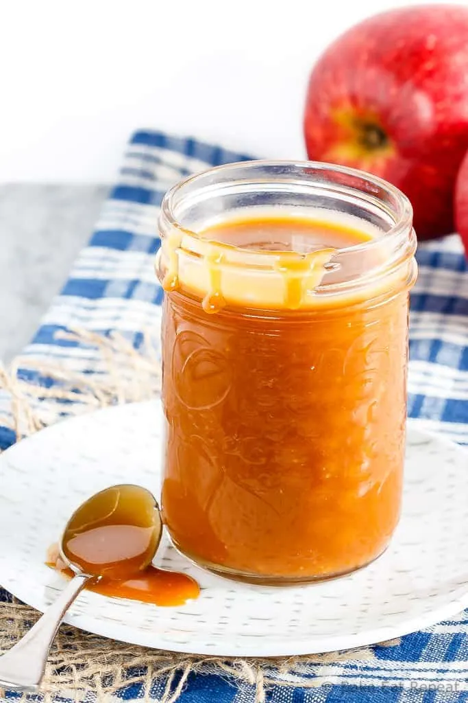 This homemade salted caramel sauce has just 4 ingredients and is so easy to make. If you love salted caramel sauce, you need to try making it!