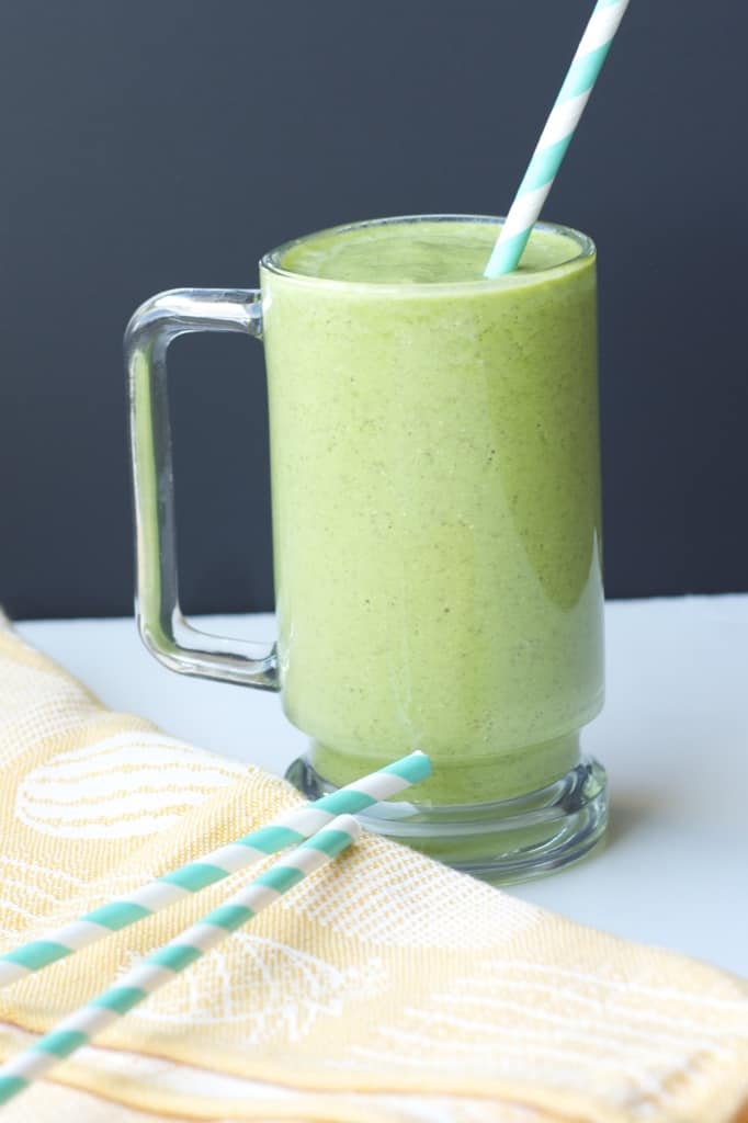 Tropical Green Smoothie - Bake.Eat.Repeat.