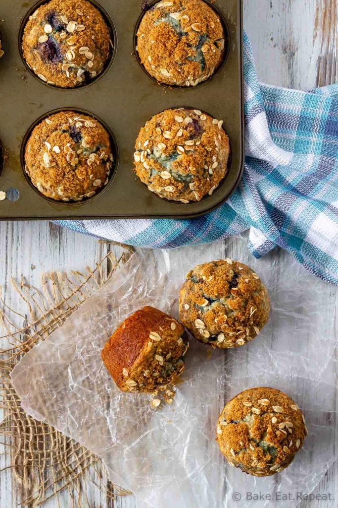 Enjoy a healthier blueberry muffin with these blueberry oatmeal muffins - filled with oats and blueberries, and less oil and sugar then your typical muffin!