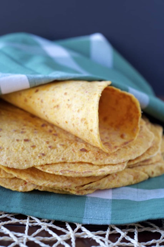 Roasted Red Pepper Tortillas - Bake.Eat.Repeat.