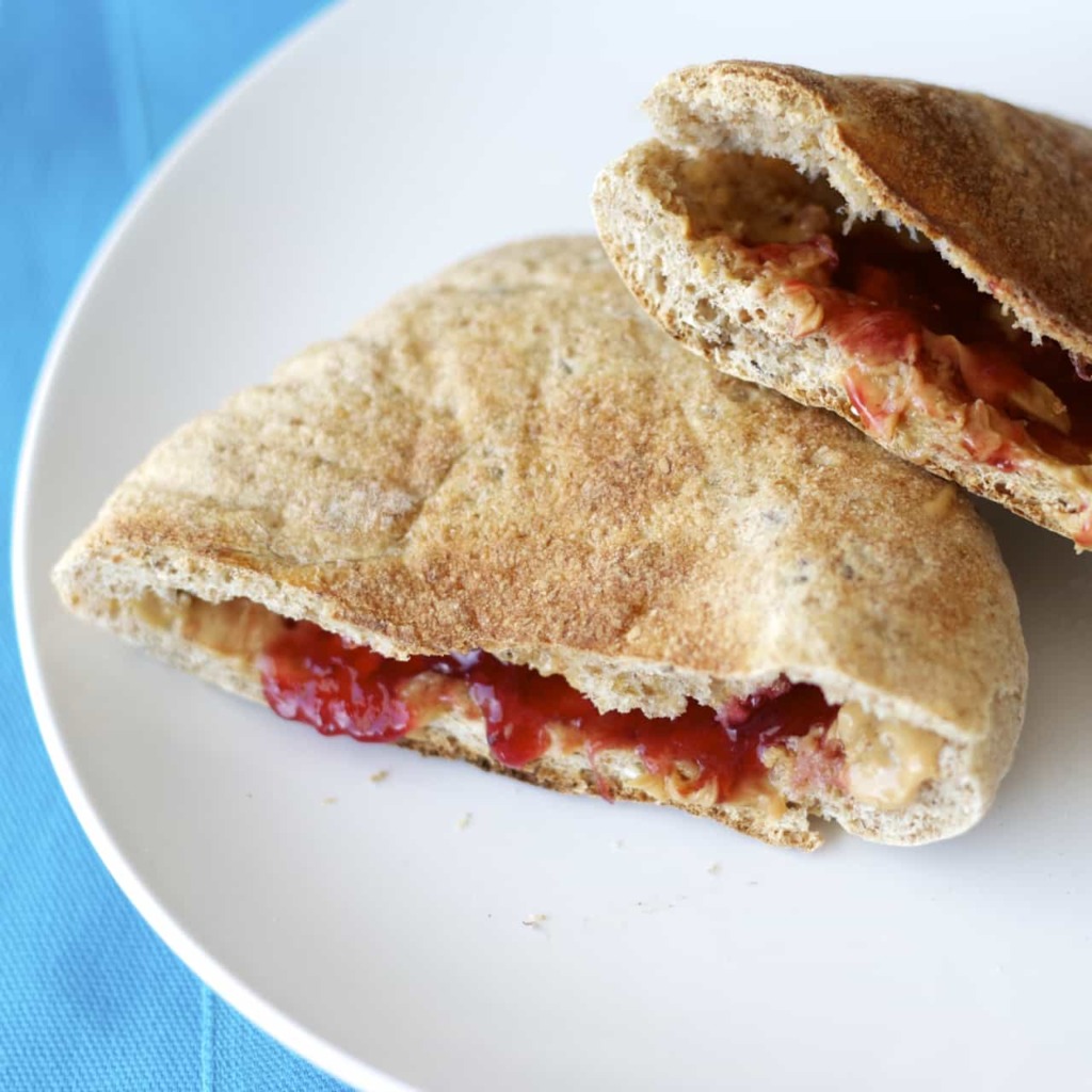 Whole Grain Breakfast Pitas