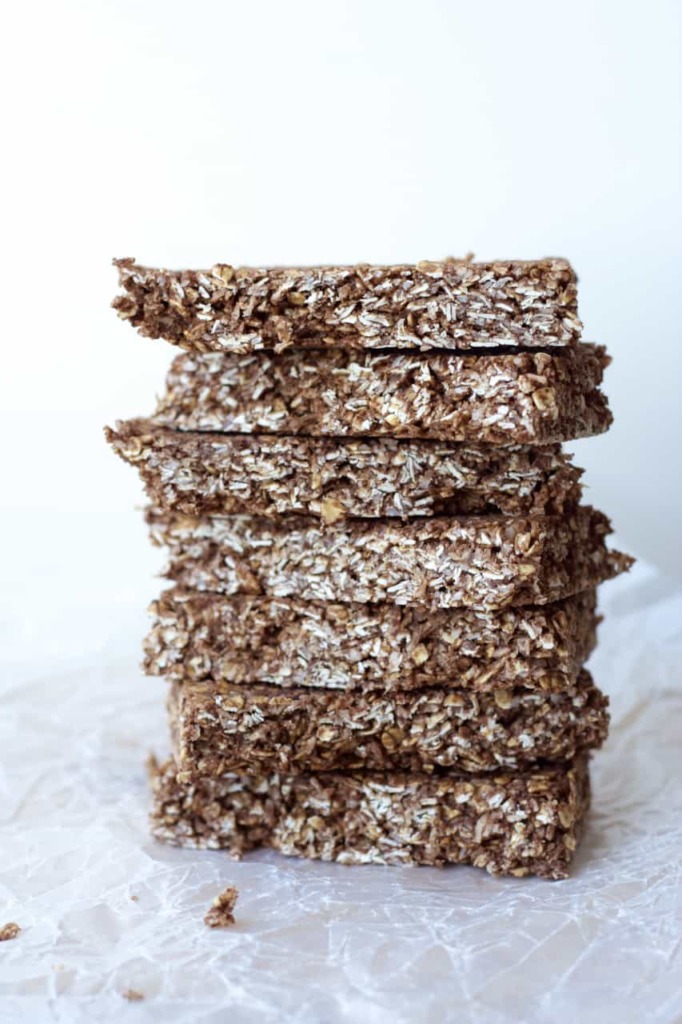 Chocolate macaroon granola bars