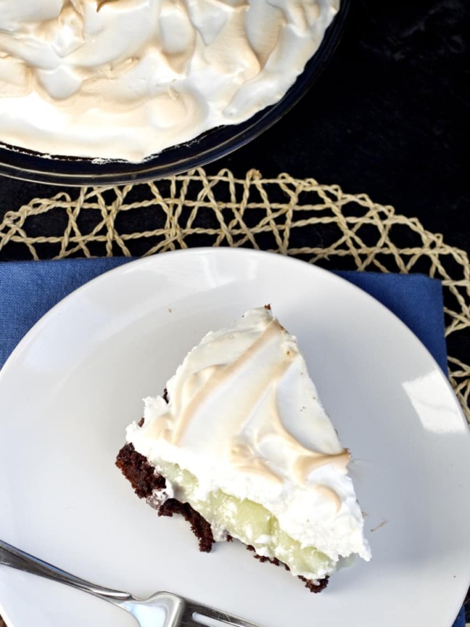 Lemon Meringue Brownie Pie