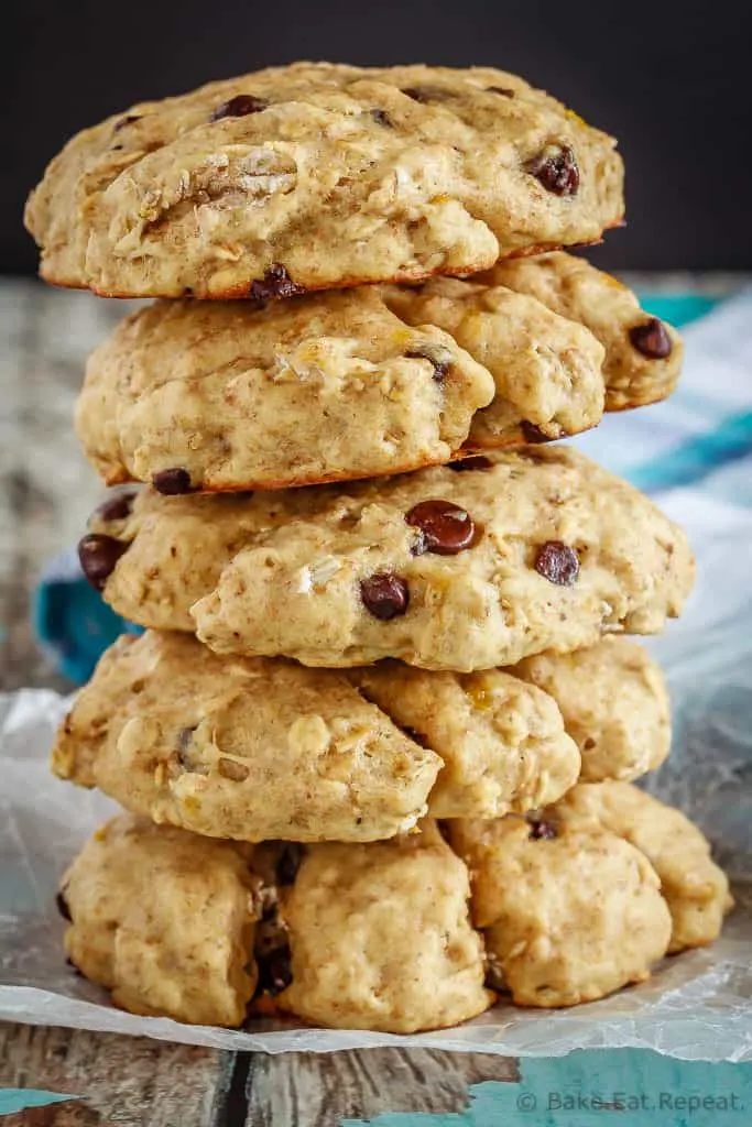 Super soft banana bread bear paws that are made with whole grains and are much healthier than the store-bought ones. Plus, the kids love 'em!