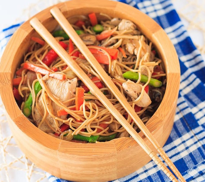 Chicken Chow Mein - Quick and easy chicken chow mein that is better than takeout!