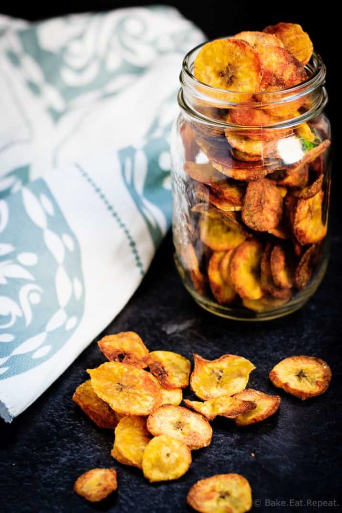 Plantain Chips - Quick and easy plantain chips - crunchy and crispy and perfect to snack on!