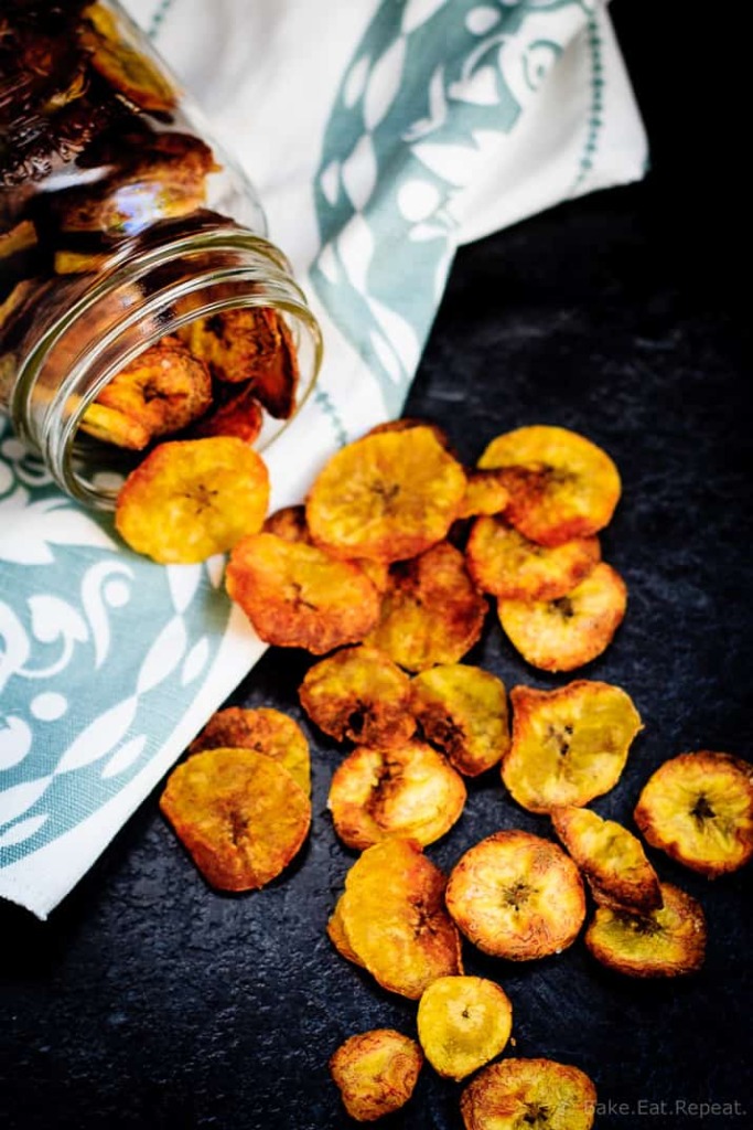 Plantain Chips - Quick and easy plantain chips - crunchy and crispy and perfect to snack on!