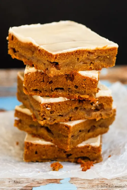 Molasses Apple Bars with a Brown Butter Glaze - Chewy molasses apple bars filled with warm spices and topped with a divine brown butter glaze. These bars are the perfect fall treat!