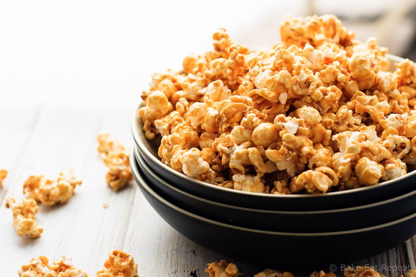 https://bake-eat-repeat.com/wp-content/uploads/2015/12/Easy-Caramel-Corn-2.jpg