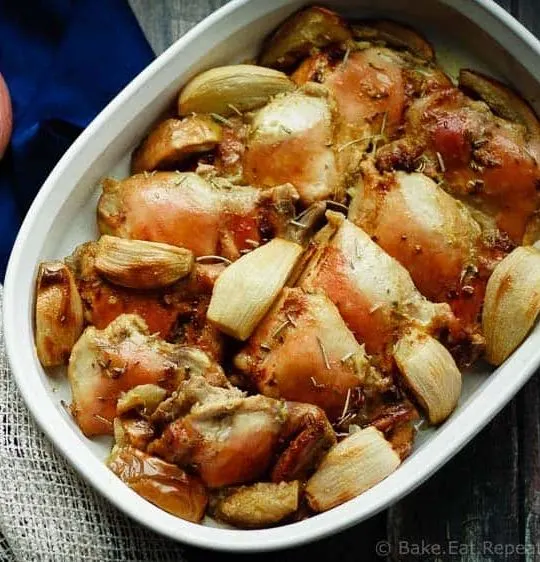 Baked rosemary chicken with apples is fast and easy to prepare and the whole family will love it!