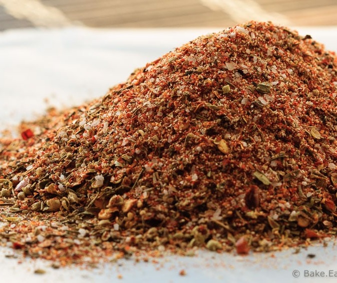 Homemade Cajun Seasoning - Quick and easy homemade cajun seasoning that you probably have all the ingredients for already! You'll never need to buy pre-made cajun seasoning again!