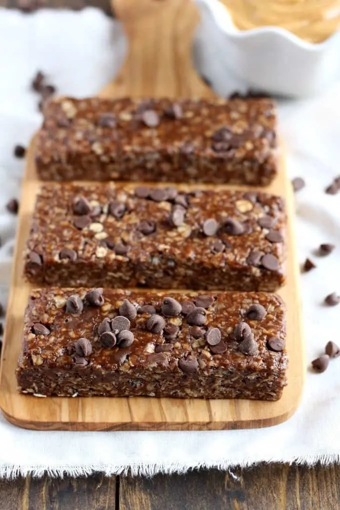 NoBakeChocolatePeanutButter-Granola-Bars Live well bake often