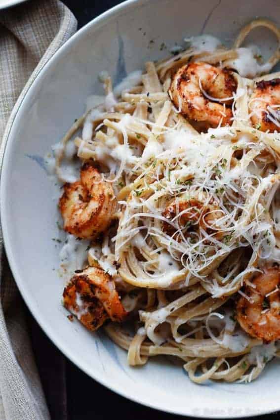 Skinny Cajun Shrimp Alfredo Pasta - Skinny cajun shrimp alfredo pasta for #30MinuteThursday can be on the table in 20 minutes and everyone will love it! Alfredo pasta, but healthier!