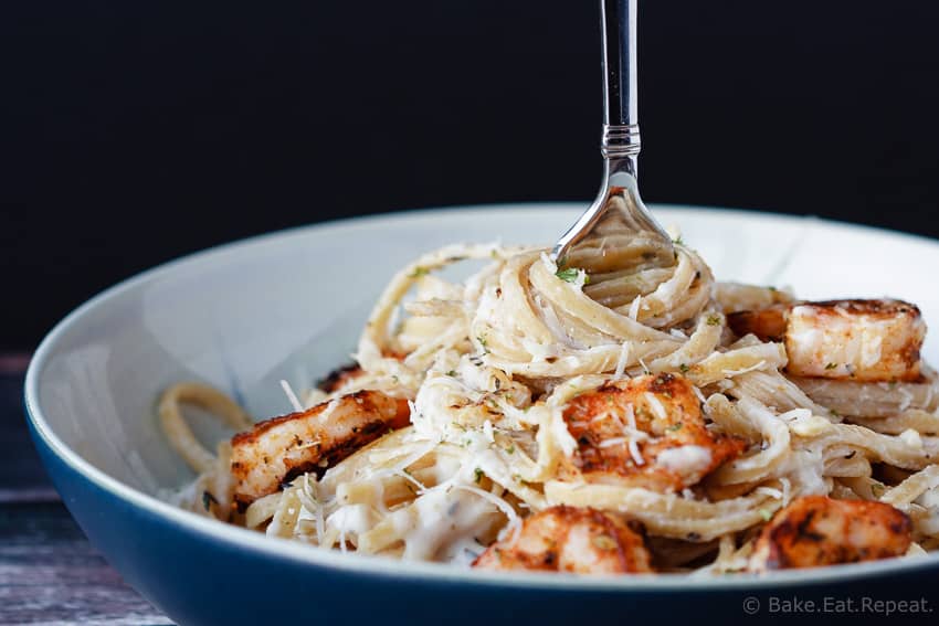 Skinny Cajun Shrimp Alfredo Pasta - Skinny cajun shrimp alfredo pasta for #30MinuteThursday can be on the table in 20 minutes and everyone will love it! Alfredo pasta, but healthier!