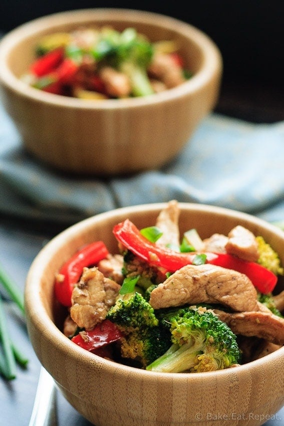 Teriyaki Chicken Stir-Fry - Easy teriyaki chicken stir-fry that is on the table in less than 30 minutes - and the whole family will love it! #30MinuteThursday