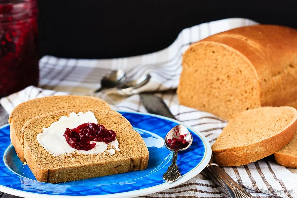 Icelandic Brown Bread - Easy to make, slightly sweet, soft and perfect for your morning toast - this Icelandic brown bread is amazing. So good with jam for breakfast, you need to try it!