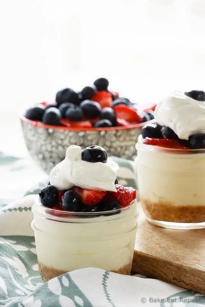 Lemon Berry No Bake Cheesecake Cups - These lemon berry no bake cheesecake cups are easy to make for the perfect creamy dessert for summer. Fast, easy, sweet and creamy, no bake cheesecake cups!