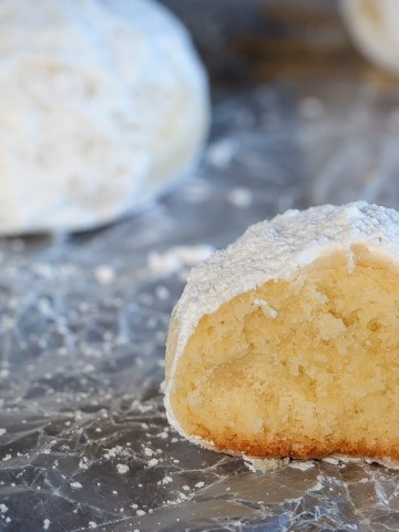 Almond Snowball Cookies