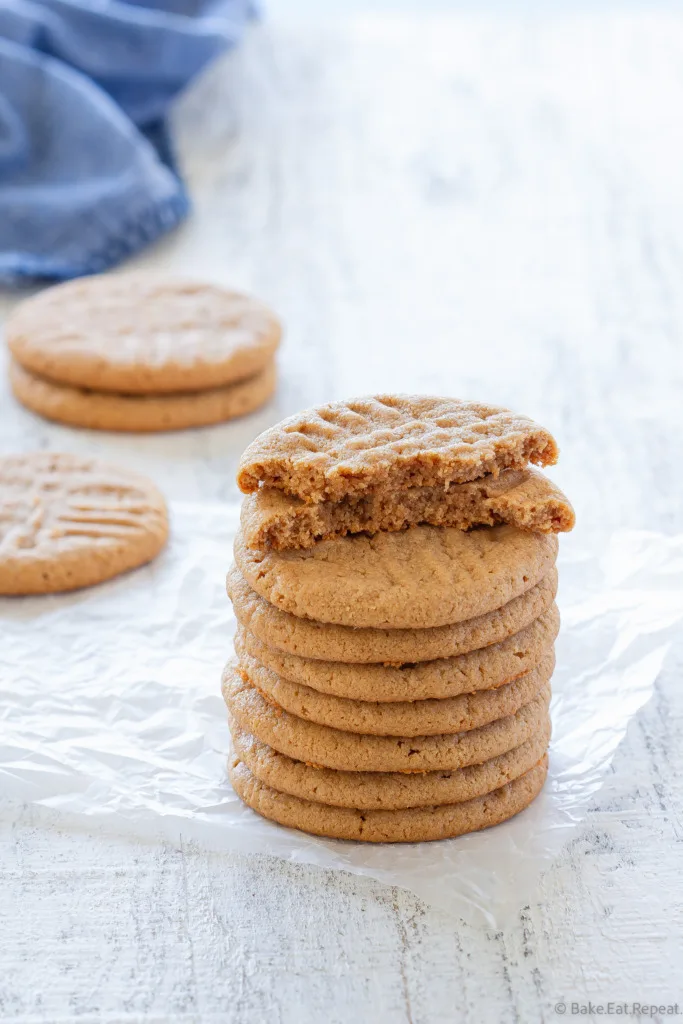 soft and chewy peanut butter cookies