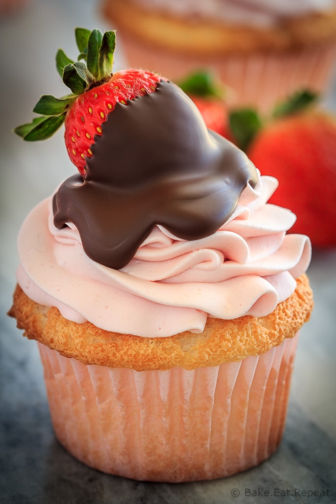 Chocolate Covered Strawberry Cupcakes Recipe 