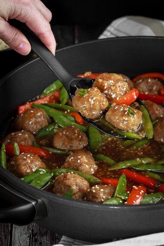 These honey garlic meatballs are easy to make and the whole family will love them! Serve over rice or quinoa for an easy and tasty meal!