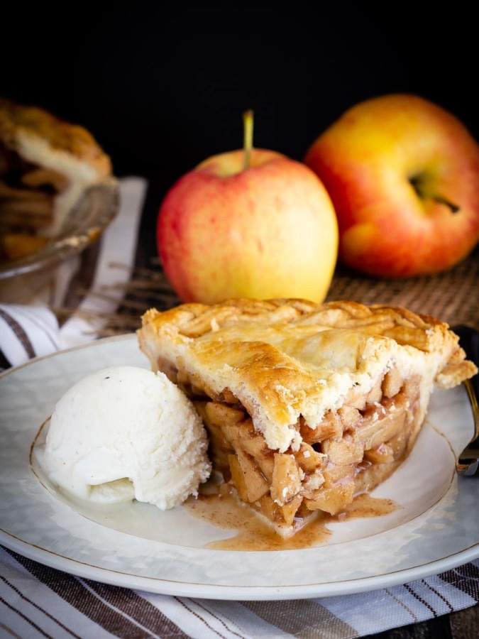 This easy apple pie is a classic dessert that is so much better when it's homemade! Easy, tasty, and filled with cinnamon apples - it's always a favourite!