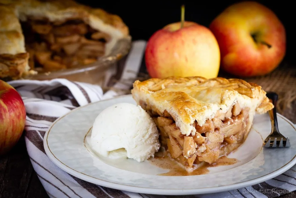 Classic apple pie