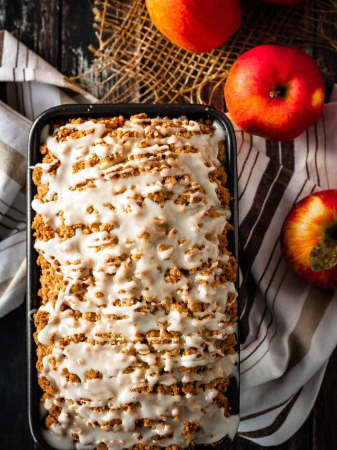 Apple Bread with crumb topping