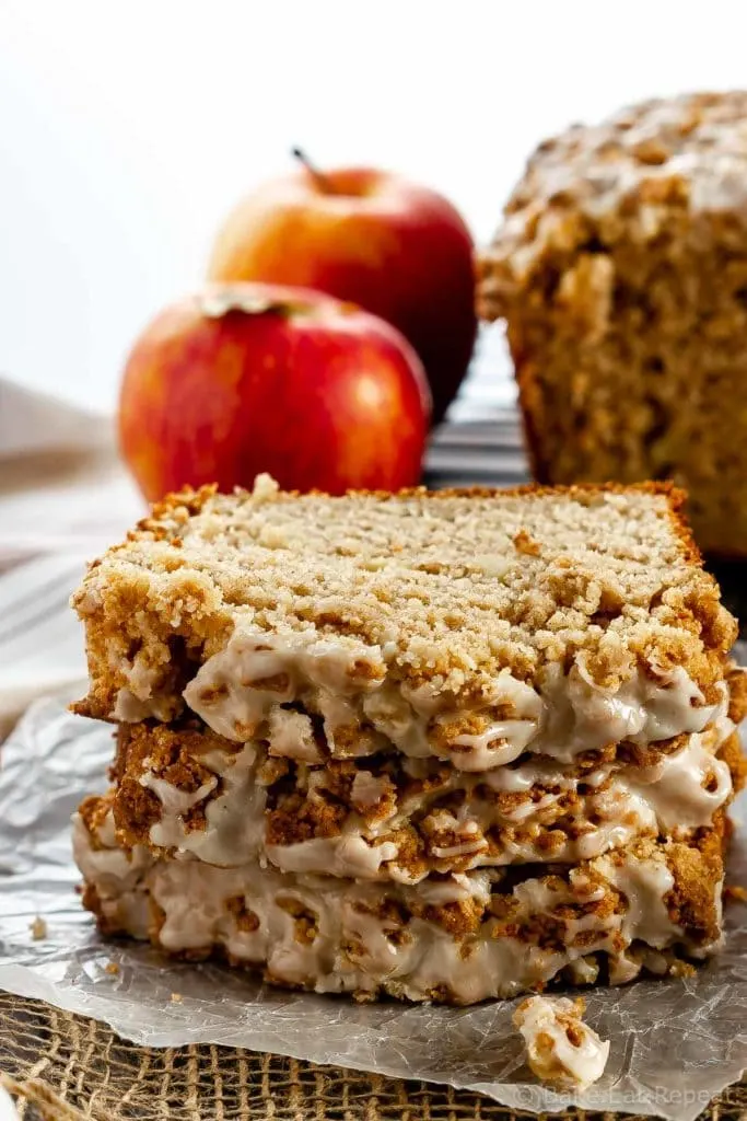 Apple bread with crumb topping and maple glaze