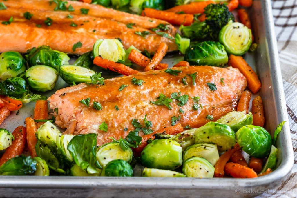 10 Minute Asian Glazed Salmon with Veggies - Anolon Cookware