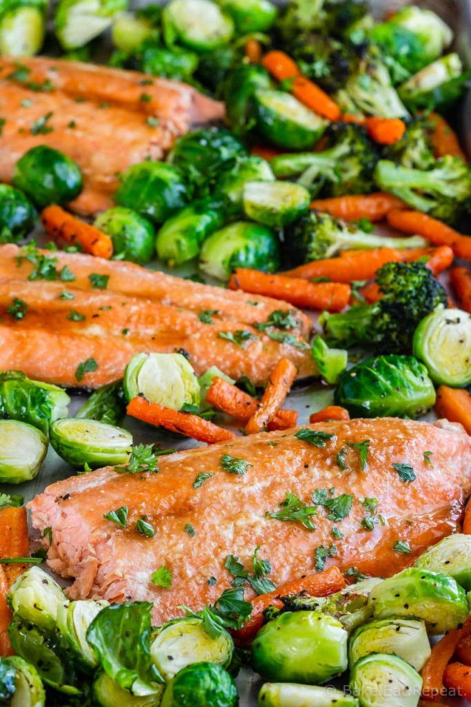 maple glazed salmon with mango and cucumber salad