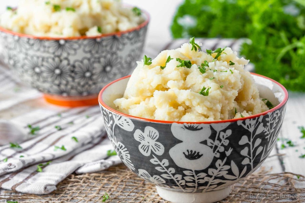 Roasted garlic mashed potatoes