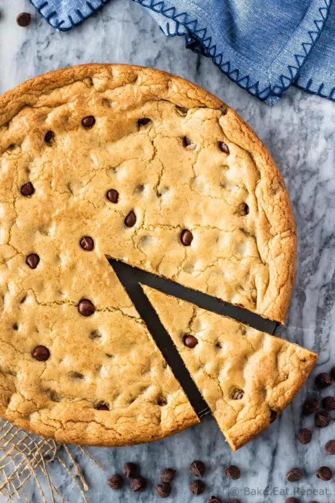 Giant Chocolate Chip Cookie