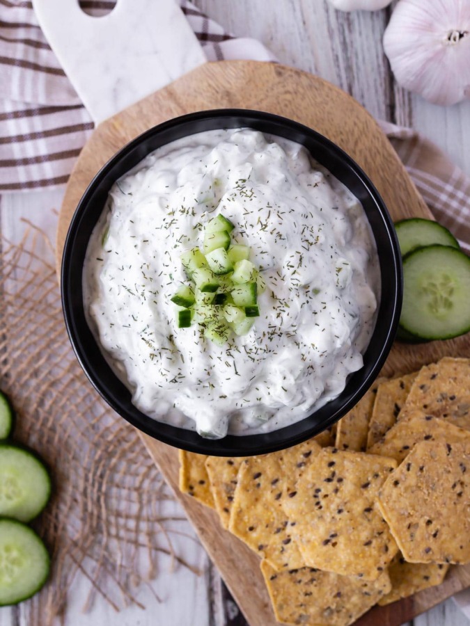 Homemade tzatziki sauce recipe