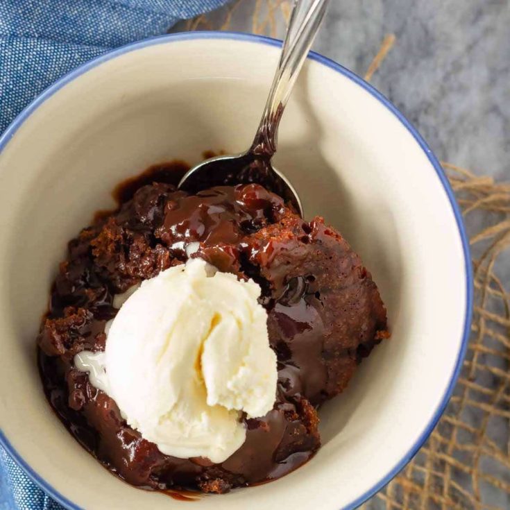 Slow cooker chocolate pudding cake