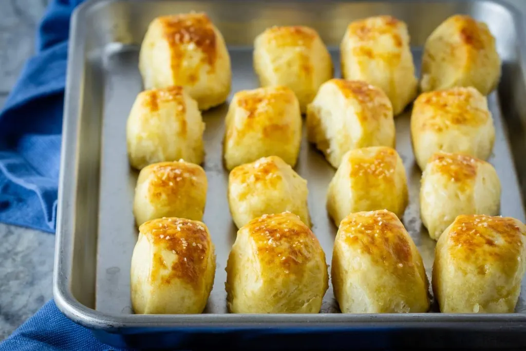 Soft pretzel bites