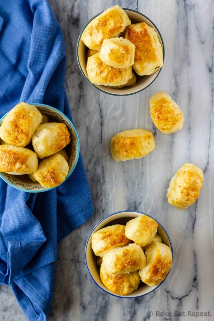 Soft pretzel bites