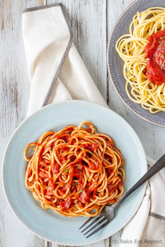 Easy homemade marinara sauce