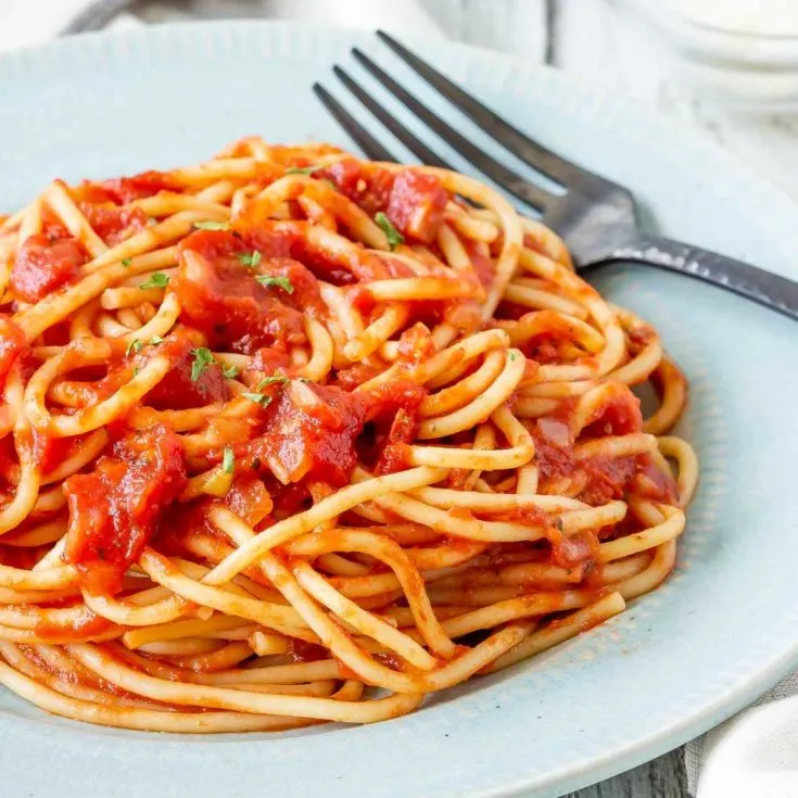 Easy homemade marinara sauce on spaghetti