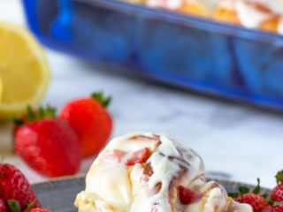 Easy to make sweet rolls filled with lemon and fresh strawberries