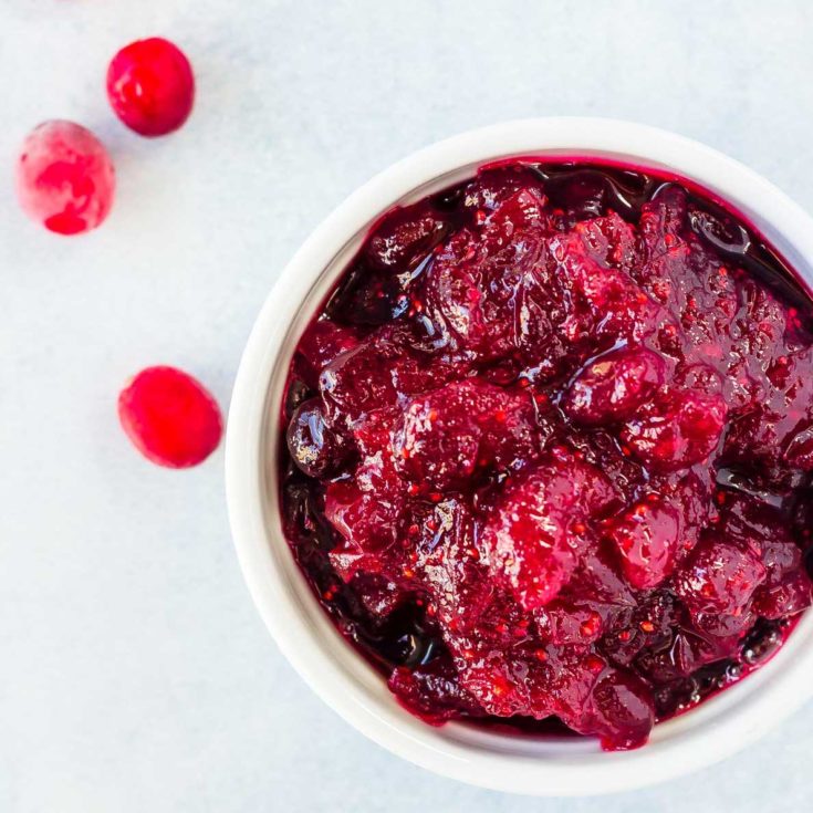 Easy to make, homemade orange cranberry sauce - only ten minutes and 3 ingredients!