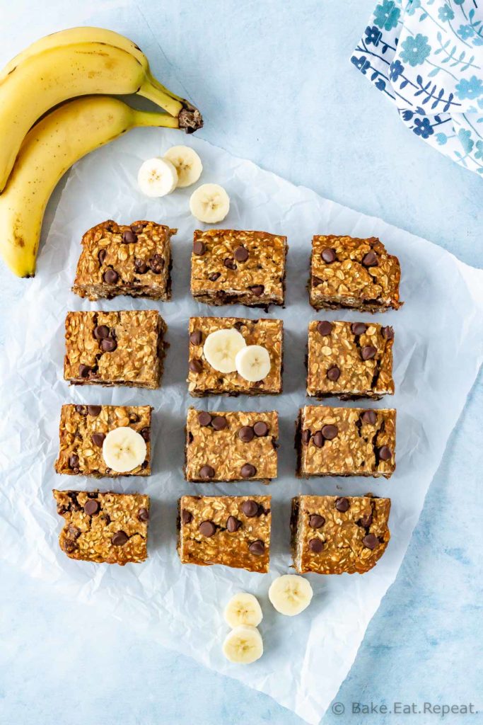 Oatmeal bars with bananas and chocolate chips.