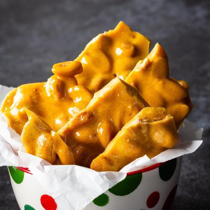 Easy to make, 10 minute microwave peanut brittle