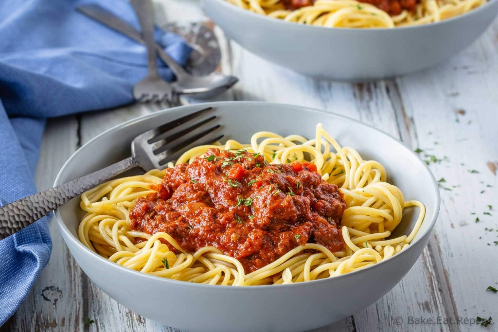 Easy to make Bolognese pasta sauce