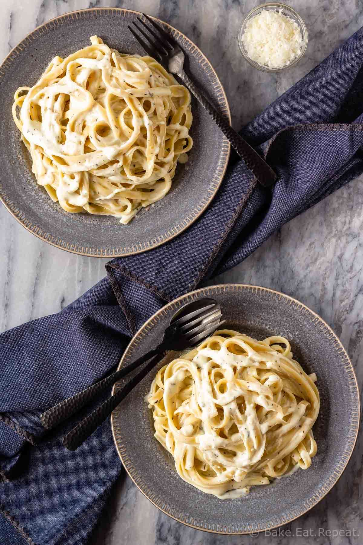 Homemade Alfredo Sauce - Bake. Eat. Repeat.