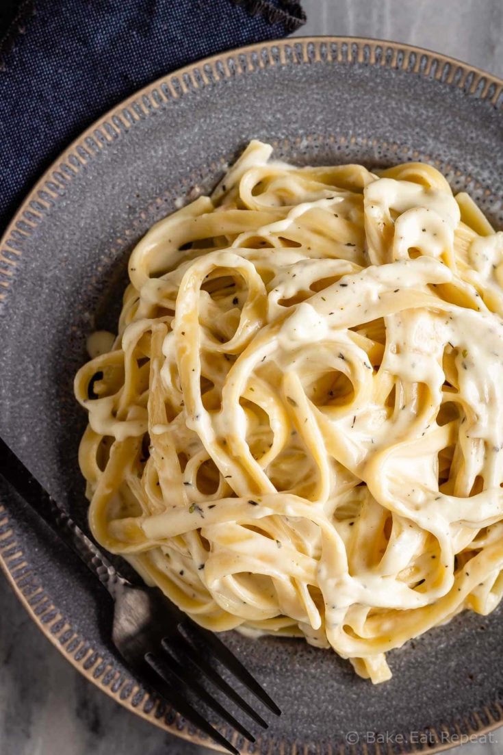 Homemade Alfredo Sauce - Bake. Eat. Repeat.