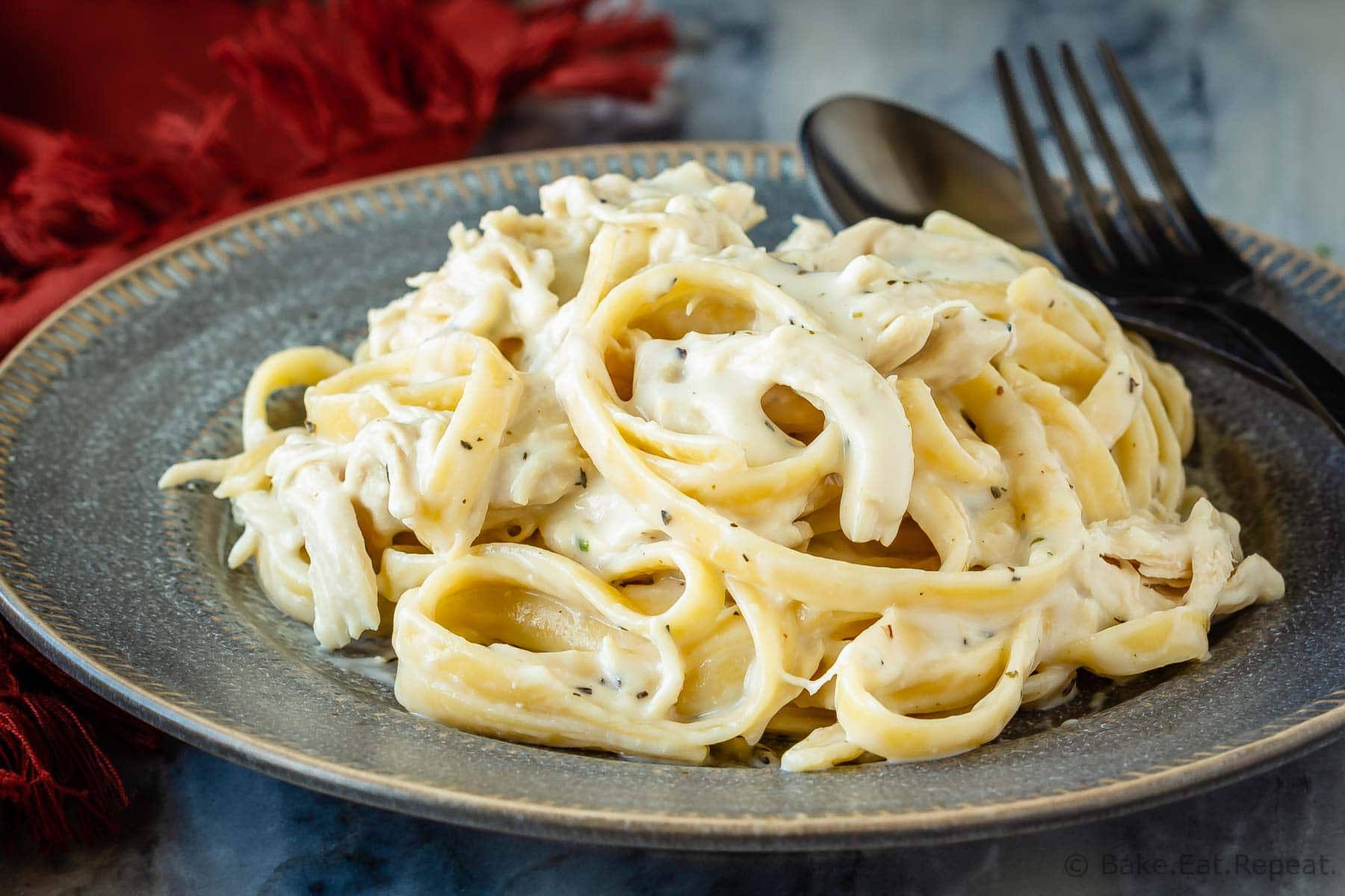 Skinny Chicken Fettuccine Alfredo - Bake. Eat. Repeat.